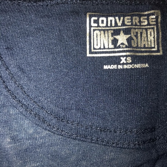 💙🤍👚CONVERSE 💙Navy Tee & 🤍White Ruffle Top NWT - Picture 5 of 10